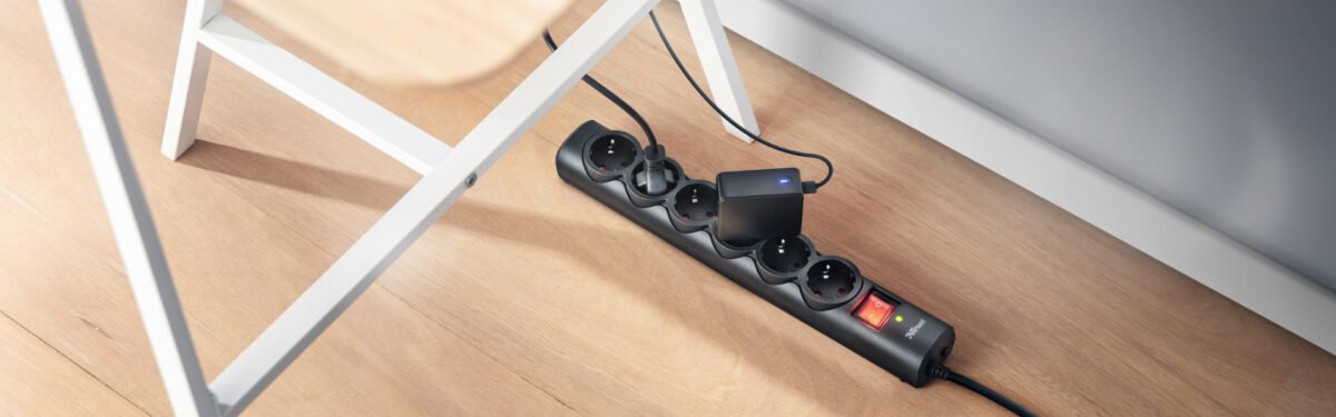 Trust produžni kabl-zaštita 6 utičnica, prenaponska zaštita - Image 1